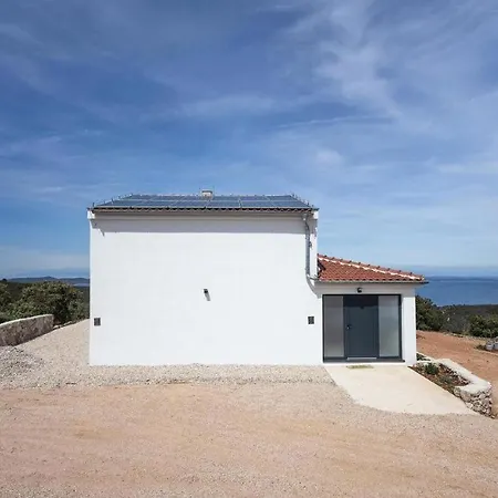 House With Pool