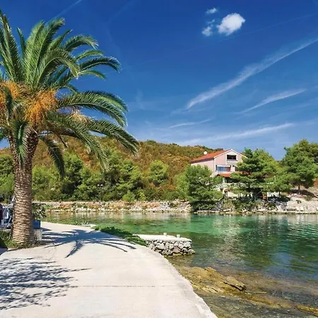 House With Pool Vakantiehuis *